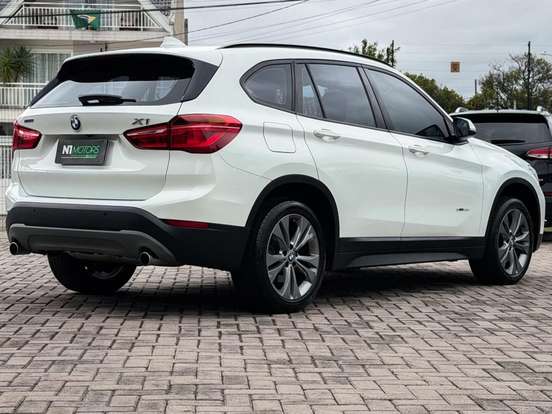 BMW-X1-2.0 16V TURBO ACTIVEFLEX SDRIVE20I X-LINE 4P AUTOMÁTICO BMW-X1-2017