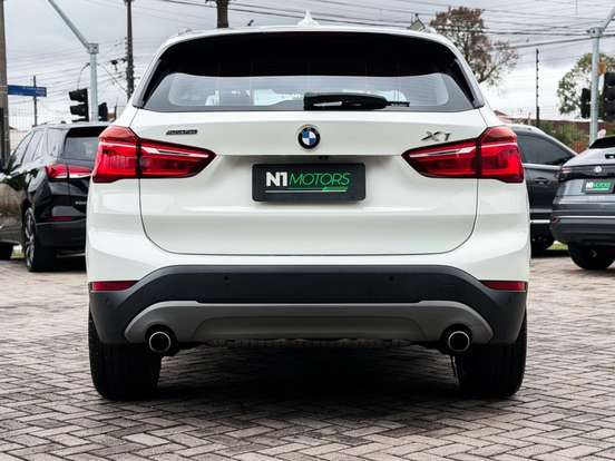 BMW-X1-2.0 16V TURBO ACTIVEFLEX SDRIVE20I X-LINE 4P AUTOMÁTICO BMW-X1-2017