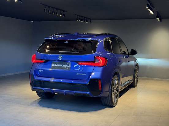BMW-X1-2024