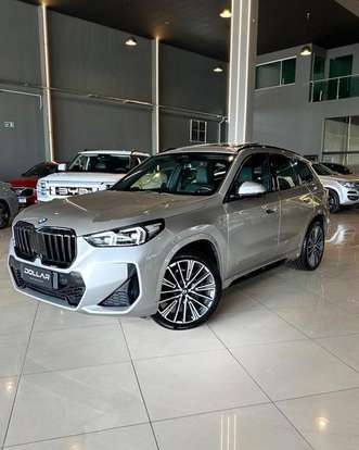 BMW-X1-2023