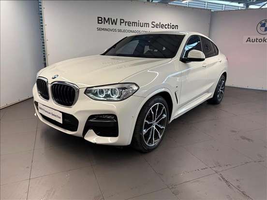 BMW-X4-2021