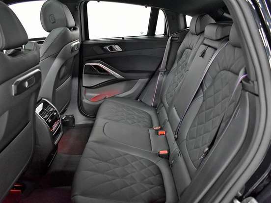 BMW-X6-3.0 TWINPOWER GASOLINA XDRIVE40I M SPORT DARK EDITION AUTOMÁTICO BMW-X6-2025