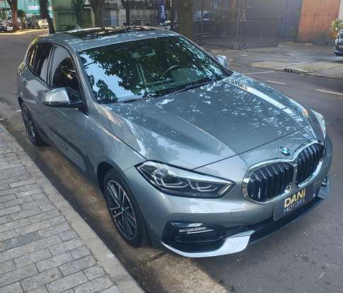 BMW-118i-2023