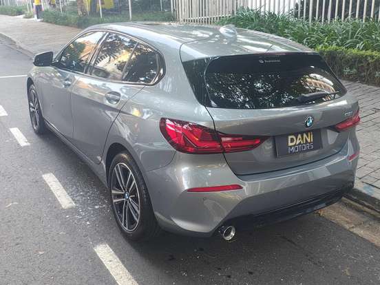 BMW-118i-1.5 12V GASOLINA SPORT GP STEPTRONIC BMW-118i-2023