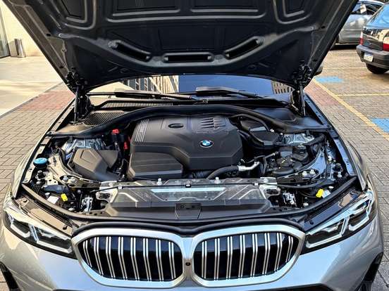 BMW-320i-2.0 16V TURBO FLEX M SPORT AUTOMÁTICO BMW-320i-2025