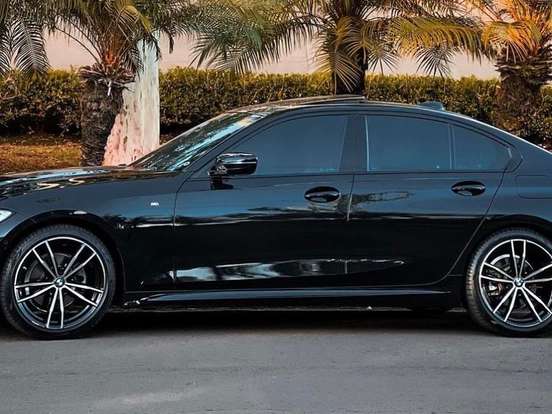 BMW-320i-2.0 16V TURBO GASOLINA M SPORT AUTOMÁTICO BMW-320i-2019