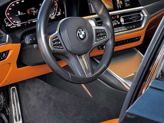 BMW-320i-2.0 16V TURBO GASOLINA M SPORT AUTOMÁTICO BMW-320i-2019