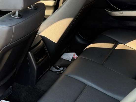 BMW-320i-2.0 JOY 16V GASOLINA 4P AUTOMÁTICO BMW-320i-2010
