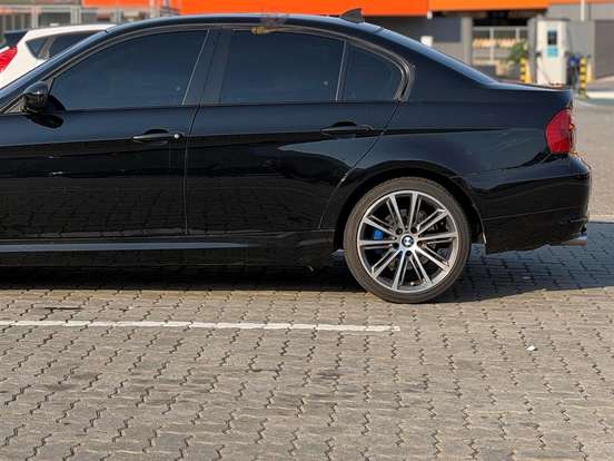 BMW-320i-2.0 JOY 16V GASOLINA 4P AUTOMÁTICO BMW-320i-2010