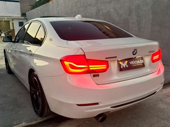 BMW-320i-2.0 SPORT GP 16V TURBO ACTIVE FLEX 4P AUTOMÁTICO BMW-320i-2017