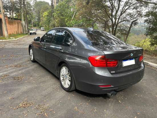 BMW-328i-2013