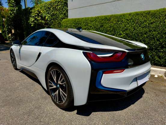 BMW-i8-2014