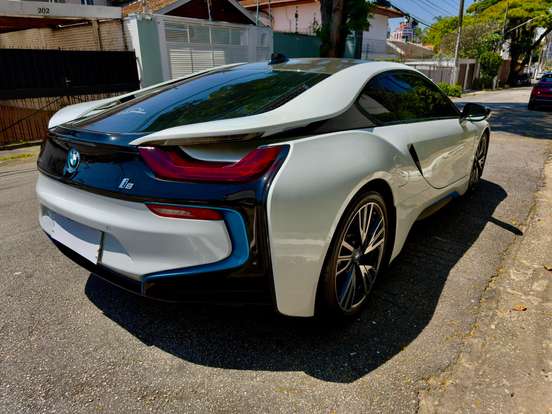 BMW-i8-1.5 12V HYBRID EDRIVE AUTOMÁTICO BMW-i8-2014