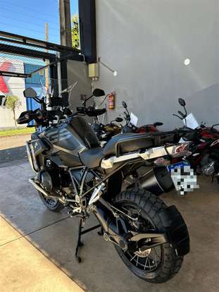 BMW-R 1250 GS TRIPLE BLACK-2023