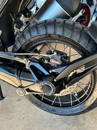 BMW-R 1250 GS TRIPLE BLACK-2023