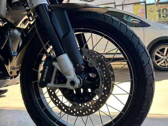 BMW-R 1250 GS TRIPLE BLACK BMW-R 1250 GS TRIPLE BLACK-2023