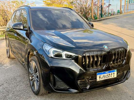 BMW-X1-2024
