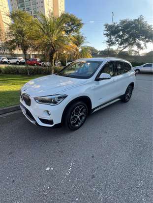 BMW-X1-2.0 16V TURBO GASOLINA SDRIVE20I X-LINE 4P AUTOMÁTICO BMW-X1-2015