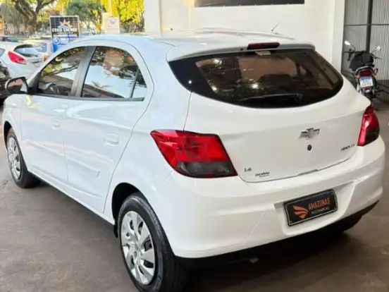 CHEVROLET-ONIX-1.4 MPFI LT 8V FLEX 4P MANUAL CHEVROLET-ONIX-2013