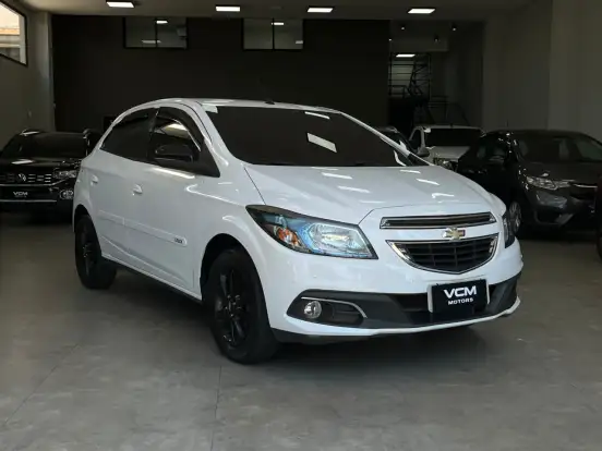 CHEVROLET-ONIX-2014