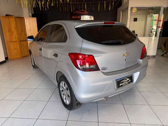 CHEVROLET-ONIX-2019