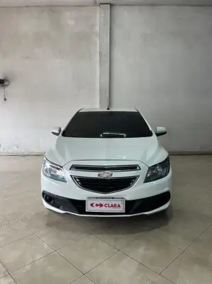 CHEVROLET-PRISMA-2014
