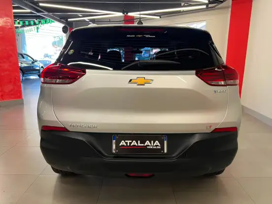 CHEVROLET-TRACKER-2021