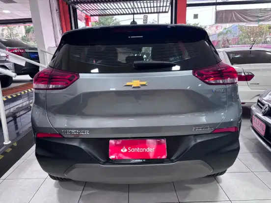CHEVROLET-TRACKER-2022