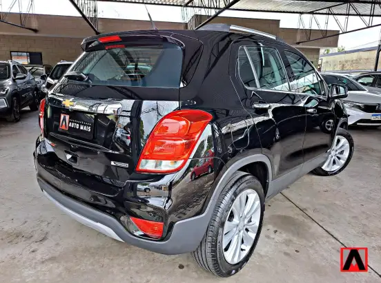 CHEVROLET-TRACKER-2018