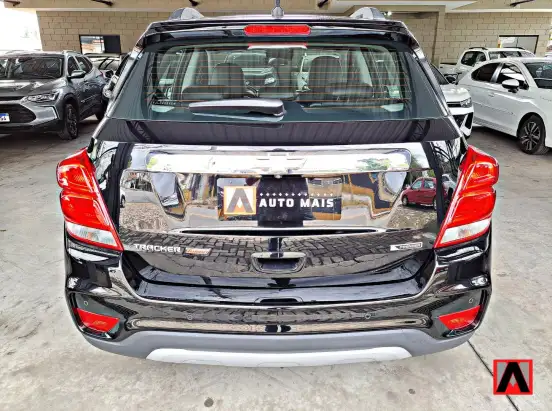 CHEVROLET-TRACKER-2018