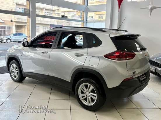 CHEVROLET-TRACKER-2021