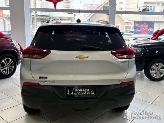 CHEVROLET-TRACKER-2021