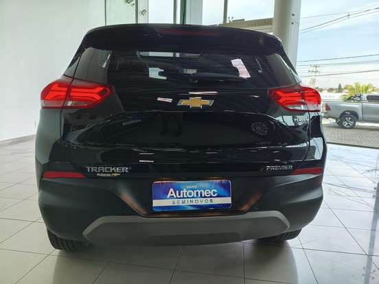 CHEVROLET-TRACKER-2025