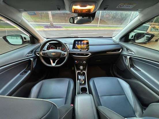 CHEVROLET-TRACKER-2025