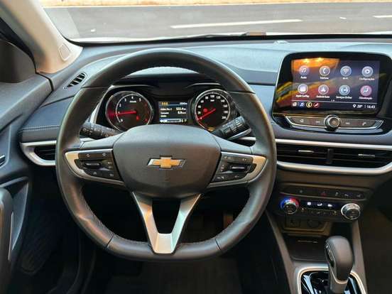 CHEVROLET-TRACKER-2025