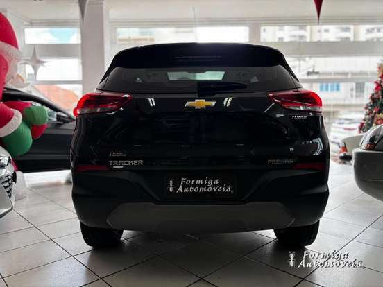 CHEVROLET-TRACKER-2022