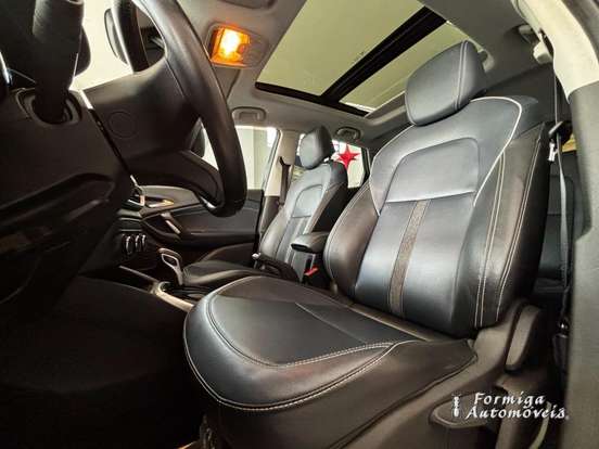 CHEVROLET-TRACKER-2022