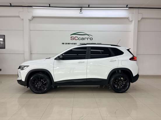 CHEVROLET-TRACKER-2023