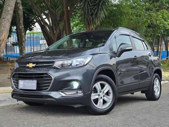 CHEVROLET-TRACKER-2019