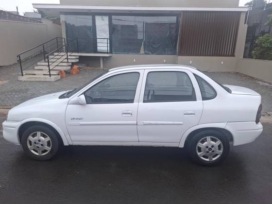 Chevrolet Classic 1.0 Mpfi Spirit 8V Álcool 4P Manual