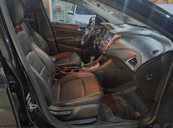 CHEVROLET-CRUZE-2022