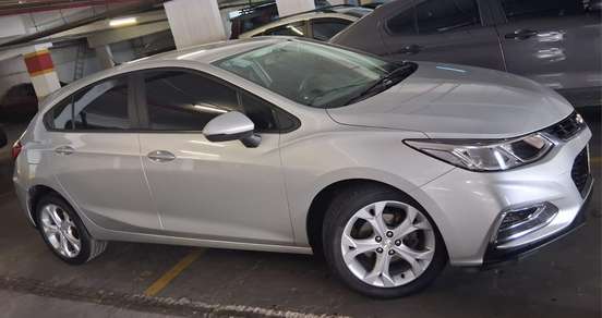 CHEVROLET-CRUZE-2018