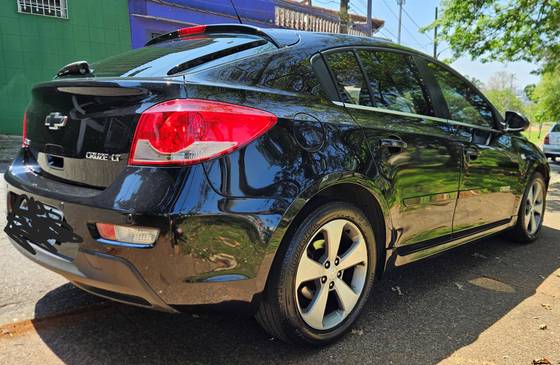 CHEVROLET CRUZE 1.8 LT SPORT6 16V FLEX 4P AUTOMÁTICO