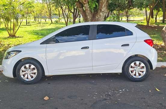 CHEVROLET-ONIX-2019