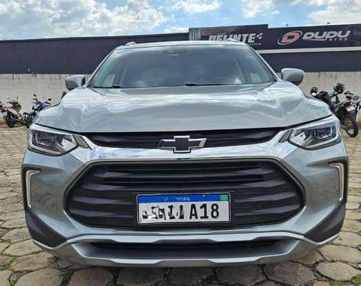 CHEVROLET-TRACKER-2023