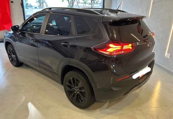 CHEVROLET-TRACKER-2023