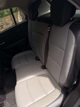 CHEVROLET-TRACKER-2015