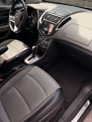 CHEVROLET-TRACKER-2015