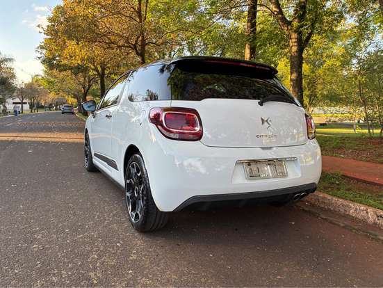 CITROËN-DS3-2014