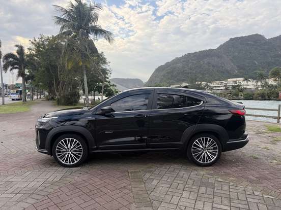 FIAT-FASTBACK-2024